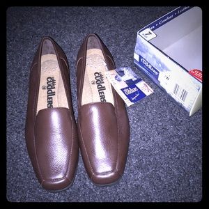 Brown leather non slip flats